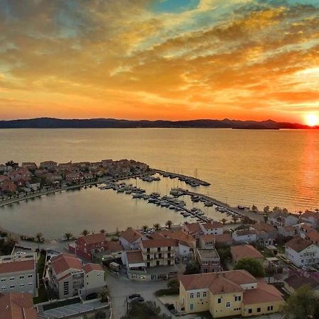 Apartments And Rooms By The Sea Bibinje, Zadar - 6199 מראה חיצוני תמונה